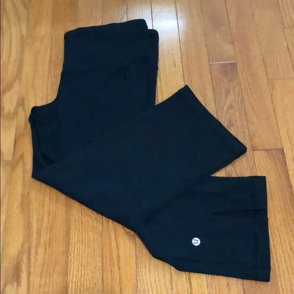 LULULEMON Skinny Capris - Picture 2 of 6